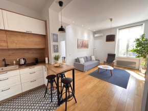 Downtown Apartment